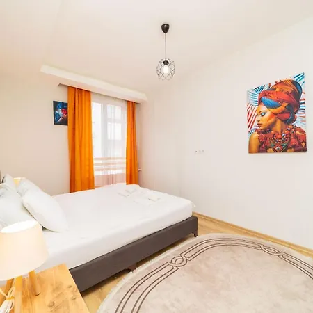 Apartment Luminous Flat 15 Min To Hadrian Gates